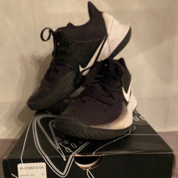 🦿🦿NIKE KYRIE LOW 2 Men’s Size 8🦿🦿 - Picture 8 of 14